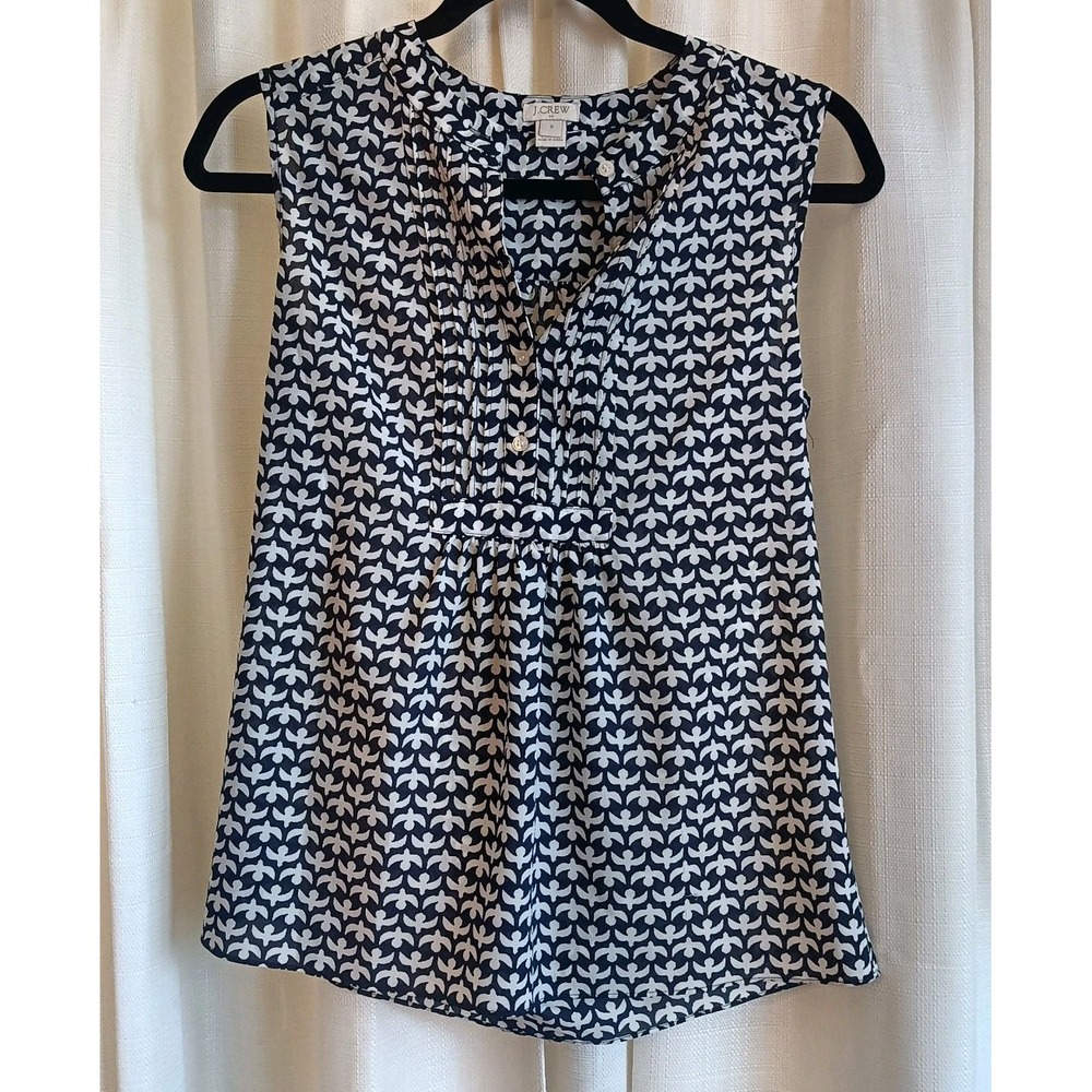 J.Crew Navy White Geometric Bird Print Pintuck Sleeveless Blouse Size 0 Office